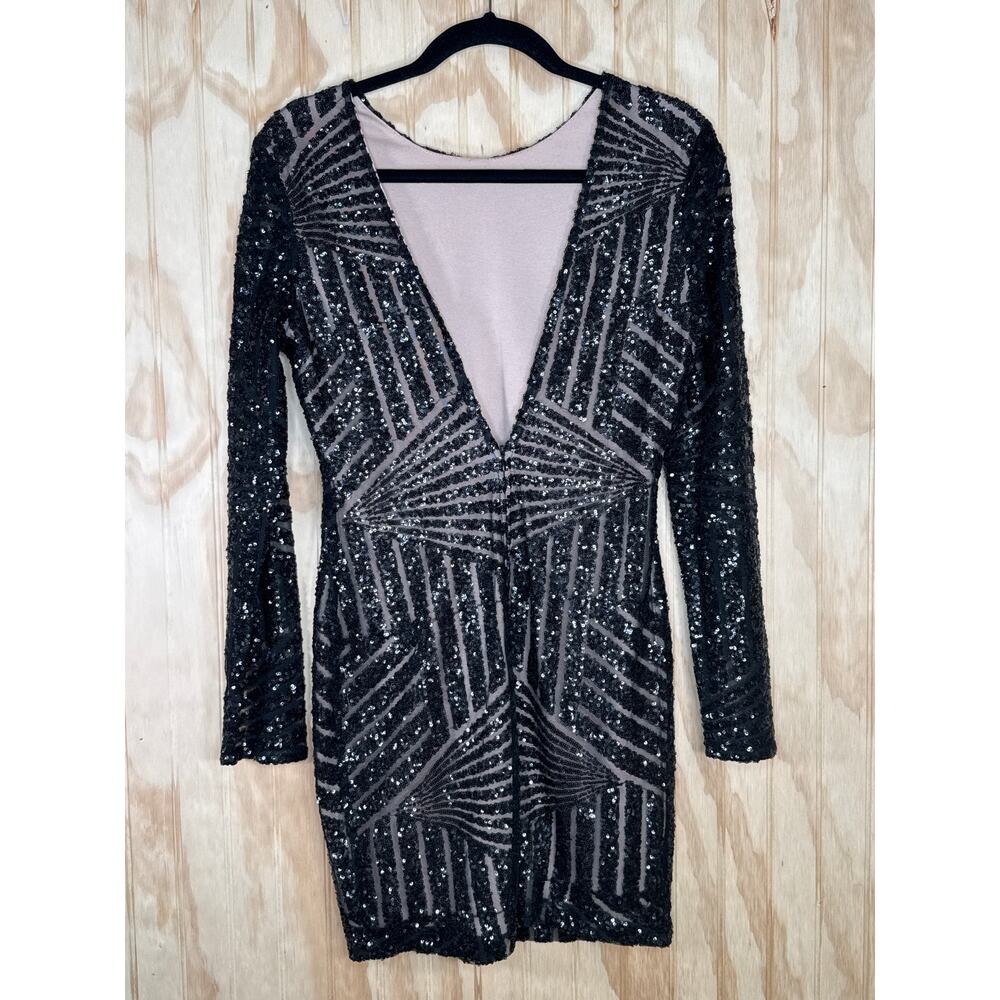 Adelyn Rae Sequin Dress Medium Black Silver Long Sleeve Glam Party Goth V-Neck